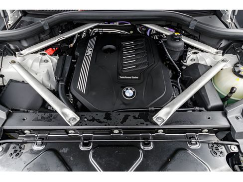 Used 2022 BMW X5 xDrive40i image 17