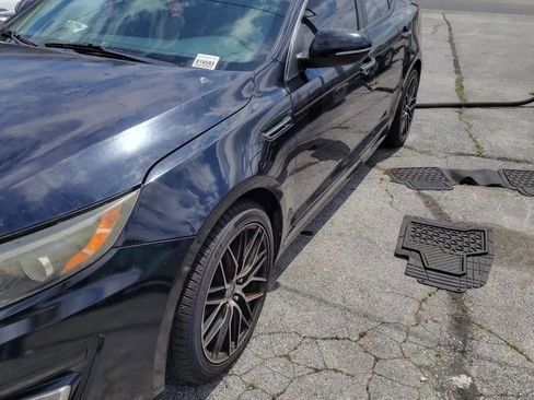 Used 2015 Kia Optima LX FWD image 2