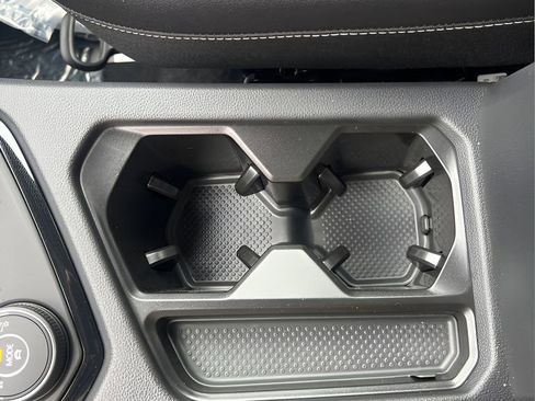 New 2026 Volkswagen Taos SEL AWD/4WD image 17