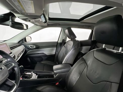 Used 2022 Jeep Compass Latitude w/ Sun and Sound Group image 20