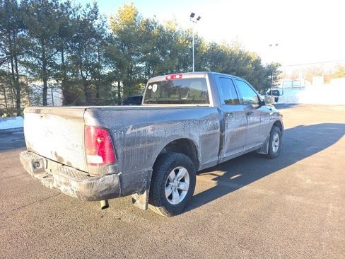 Used 2017 RAM 1500 Express image 4