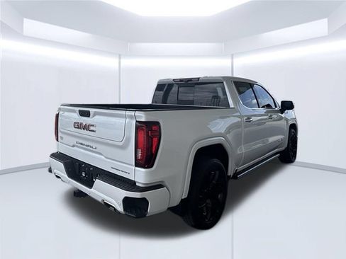 Used 2024 GMC Sierra 1500 Denali AWD/4WD image 5