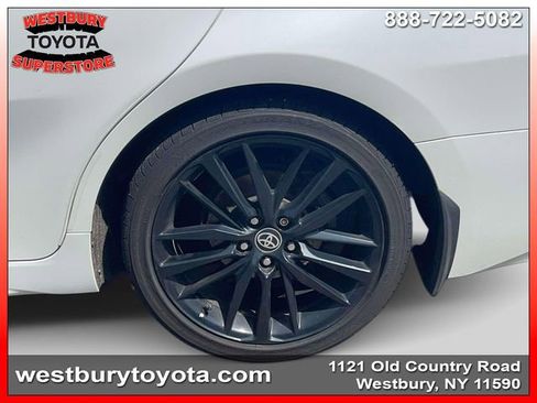 Used 2021 Toyota Camry XSE w/ Navigation Upgrade Package FWD image 9