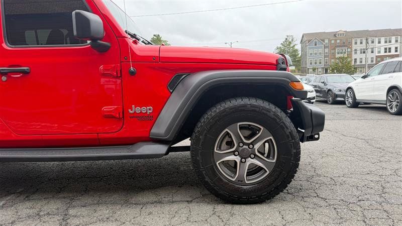 Used 2021 Jeep Wrangler 4WD Unlimited Sport image 5