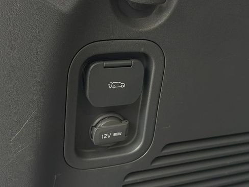 Certified 2024 Kia EV9 Wind AWD/4WD image 9