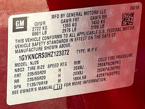 Used 2017 Cadillac XT5 Premium Luxury w/ Driver Assist Package FWD image 34