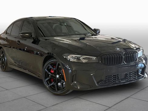 New 2026 BMW 330i xDrive Sedan w/ M Sport Package AWD/4WD image 2