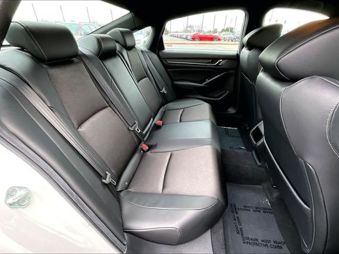 Used 2022 Honda Accord Sport image 19