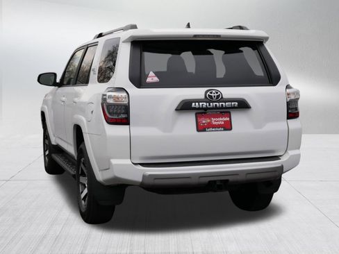Certified 2024 Toyota 4Runner TRD Off-Road AWD/4WD image 4