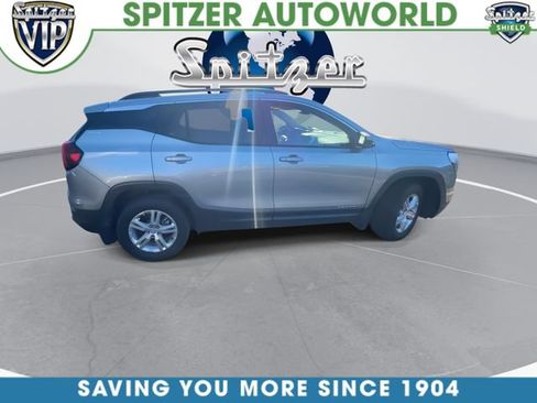 Used 2024 GMC Terrain SLE w/ Driver Convenience Package AWD/4WD image 10