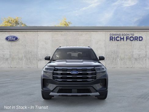 New 2026 Ford Explorer Active RWD image 6