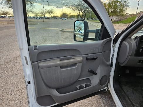 Used 2014 Chevrolet Silverado 3500 W/T image 29