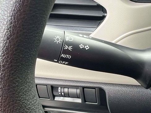 Used 2025 Subaru Forester image 18