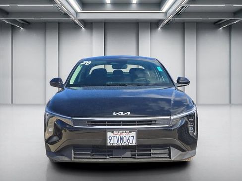 Certified 2025 Kia K4 FWD image 2