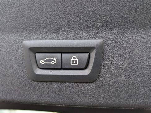 Used 2022 BMW X4 xDrive30i w/ Convenience Package image 14