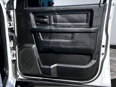 Certified 2022 RAM 2500 Tradesman w/ Chrome Appearance Group AWD/4WD image 17