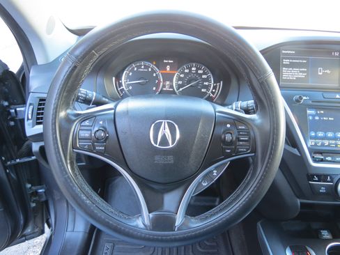 Used 2018 Acura MDX FWD image 12
