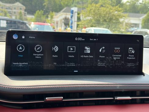 Used 2025 Genesis GV70 3.5T Sport w/ Sport Advanced Package AWD/4WD image 22