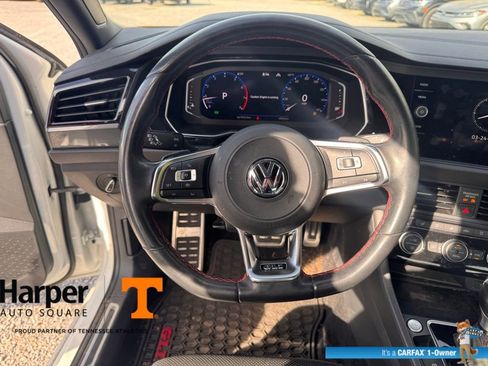 Used 2021 Volkswagen Jetta GLI Autobahn image 17