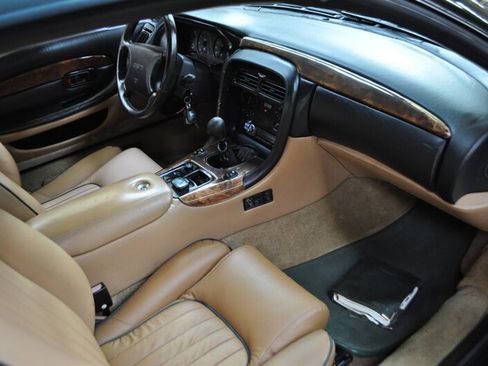 Used 1997 Aston Martin DB7 Volante RWD image 19