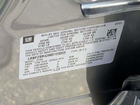 Used 2021 Buick Envision Avenir w/ Technology Package II AWD/4WD image 25