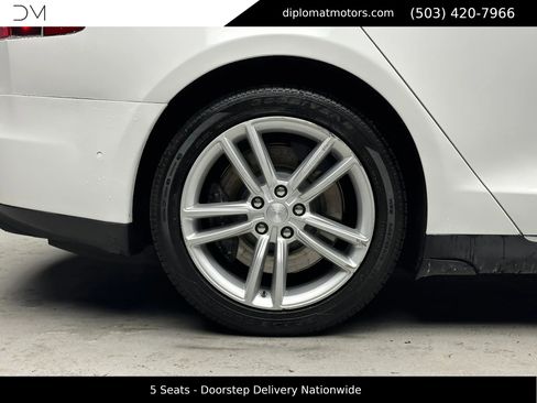 Used 2015 Tesla Model S 90D image 38