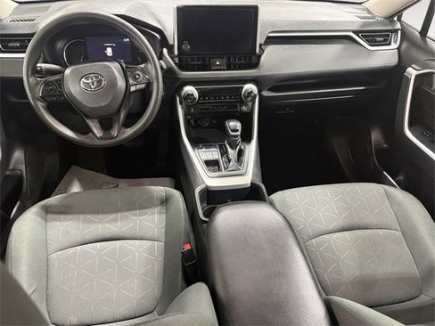 Used 2024 Toyota RAV4 XLE image 10