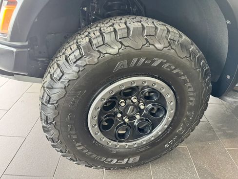 Used 2025 Ford F150 Raptor AWD/4WD image 72