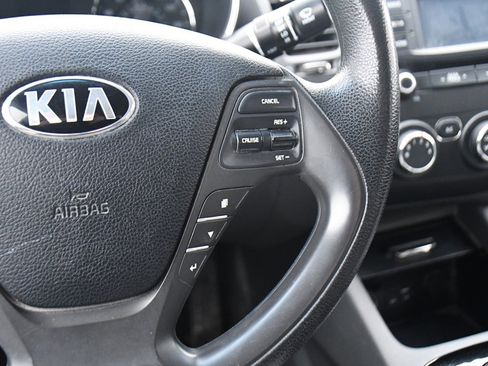 Used 2017 Kia Forte LX w/ LX Popular Package image 33