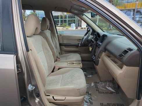 Used 2006 Honda CR-V LX image 26