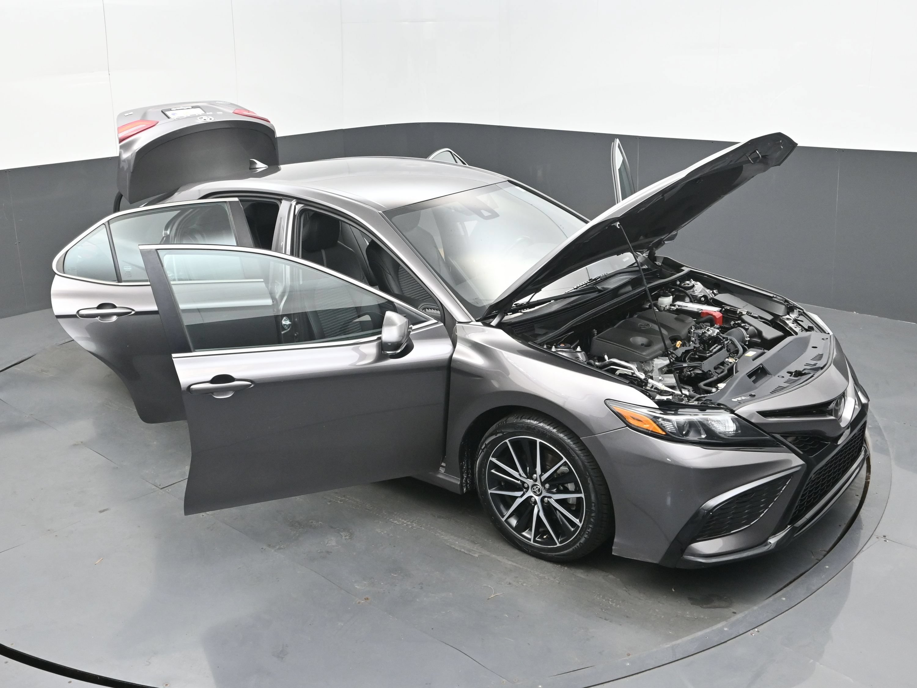 Used 2023 Toyota Camry SE FWD image 45