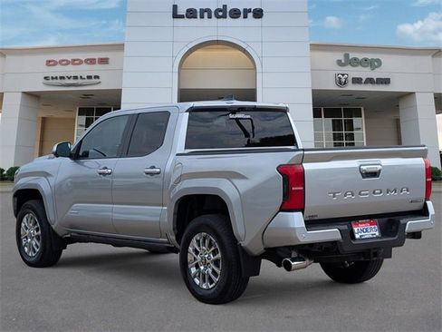 Used 2024 Toyota Tacoma Limited image 6