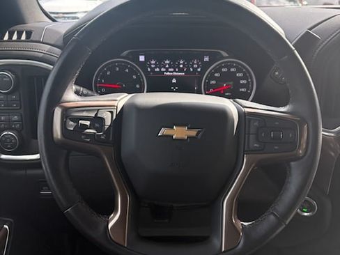 Used 2022 Chevrolet Silverado 2500 High Country w/ Z71 Off-Road Package AWD/4WD image 10