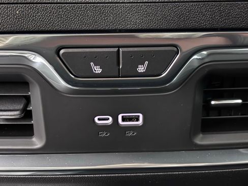 New 2026 GMC Sierra 1500 Denali Ultimate w/ LPO, Black Badging Package image 48