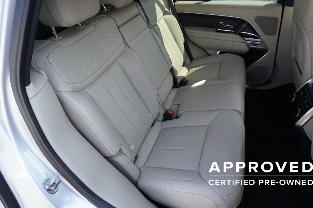Used 2023 Land Rover Range Rover SE AWD/4WD image 27