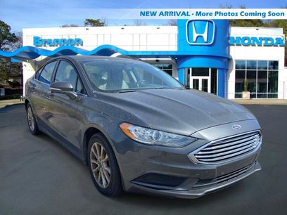 Used 2017 Ford Fusion SE