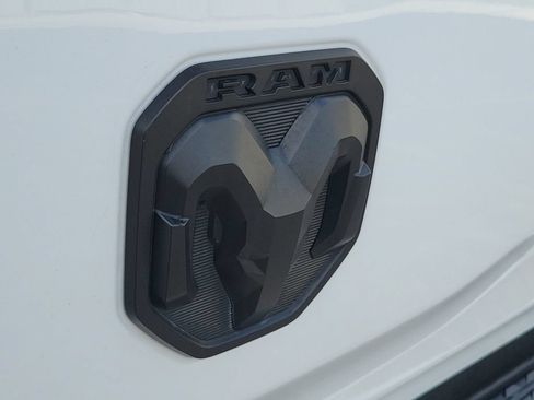 Used 2022 RAM 1500 Big Horn RWD image 11