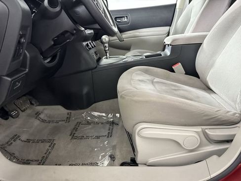 Used 2014 Nissan Rogue S w/ Convenience Package image 21