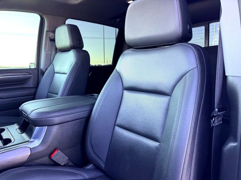 Used 2024 Chevrolet Silverado 3500 LTZ w/ LTZ Convenience Package image 13