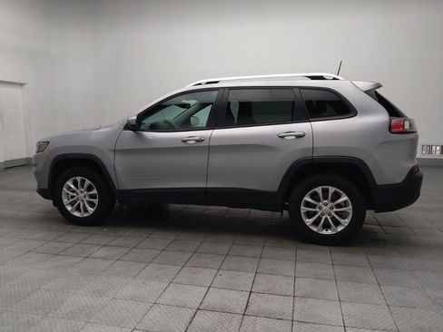 Used 2021 Jeep Cherokee Latitude AWD/4WD image 3