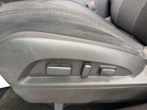 Used 2017 GMC Terrain SLE w/ Technology Package FWD image 16
