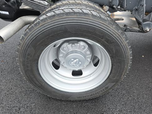 New 2026 RAM 5500 Tradesman image 33