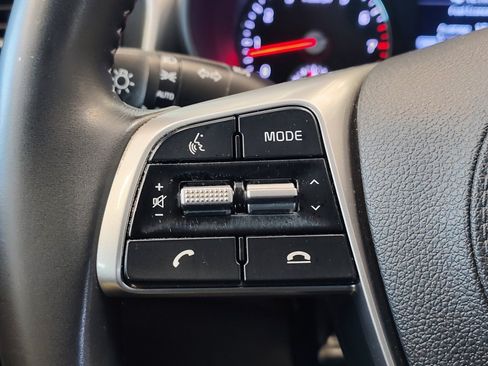 Used 2019 Kia Sorento S FWD image 18
