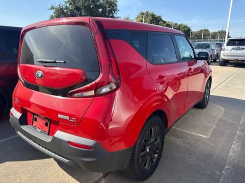 Used 2021 Kia Soul S FWD image 4