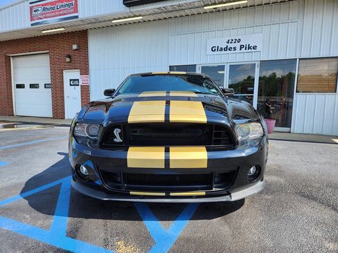 Used 2014 Ford Mustang Shelby GT500 w/ Equipment Group 821A RWD image 2