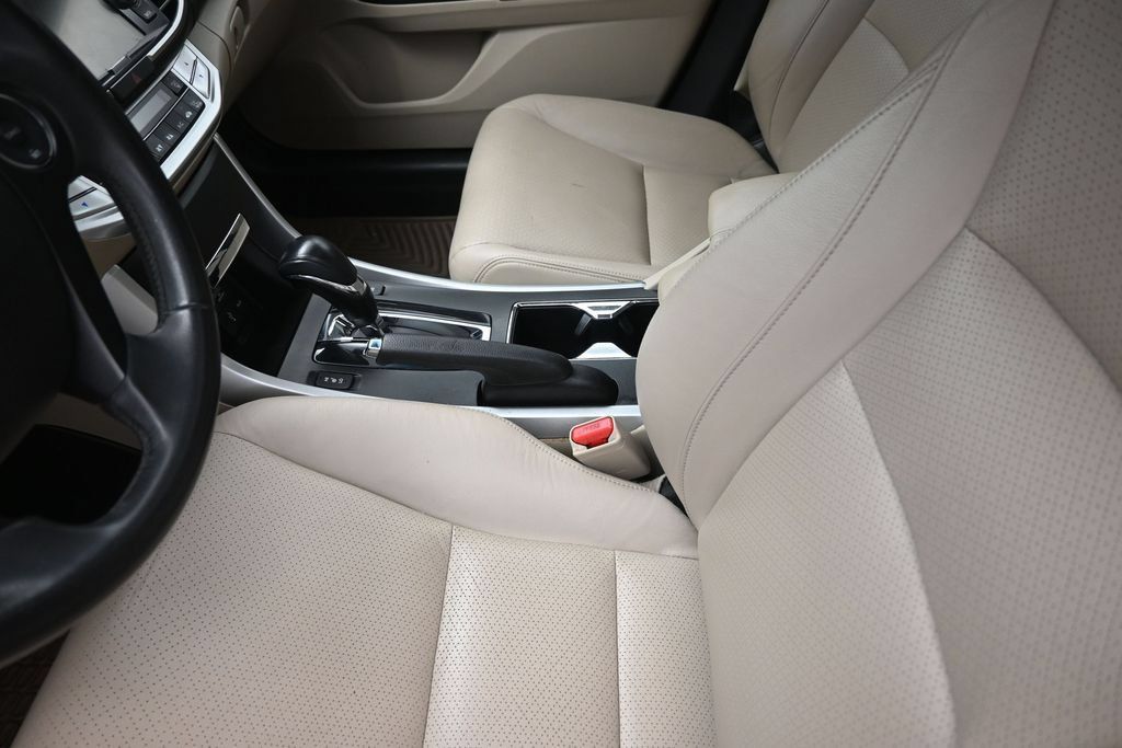 Used 2013 Honda Accord EX-L image 20