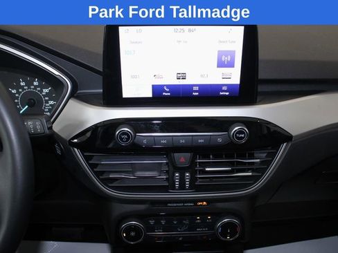 Used 2022 Ford Escape SE w/ Cold Weather Package AWD/4WD image 16