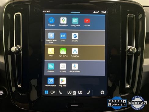 Used 2025 Volvo XC40 B5 Plus image 46