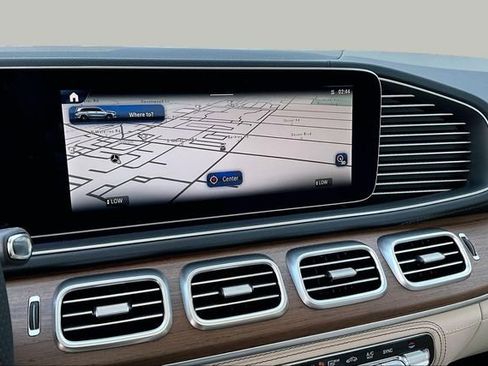New 2026 Mercedes-Benz GLS 450 4MATIC image 10