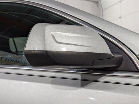 Used 2018 GMC Acadia SLE image 47